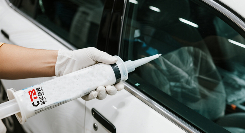聚氨酯密封膠在汽車制造中的重要性是什么?